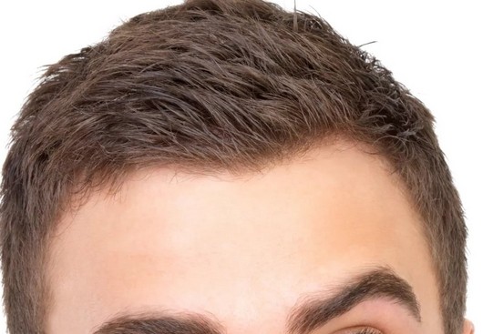 Болит голова отдает под бровью