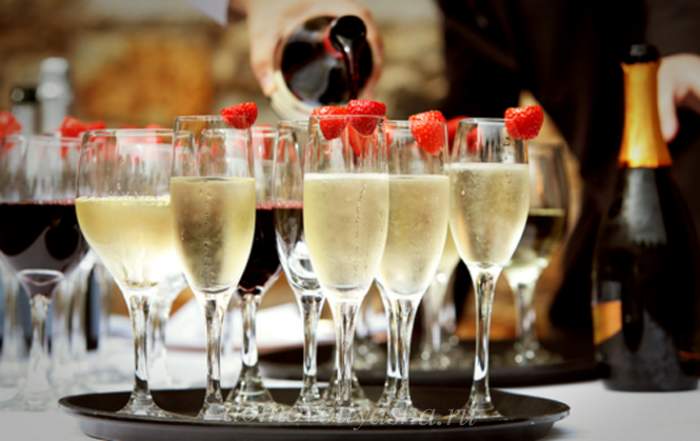 Чем закусывать шампанское