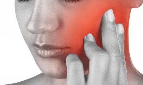 что делать если очень сильно болит голова и челюсть