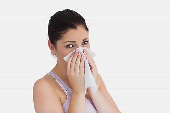 Насморк у кормящей мамы Чем лечить насморк у кормящей мамы